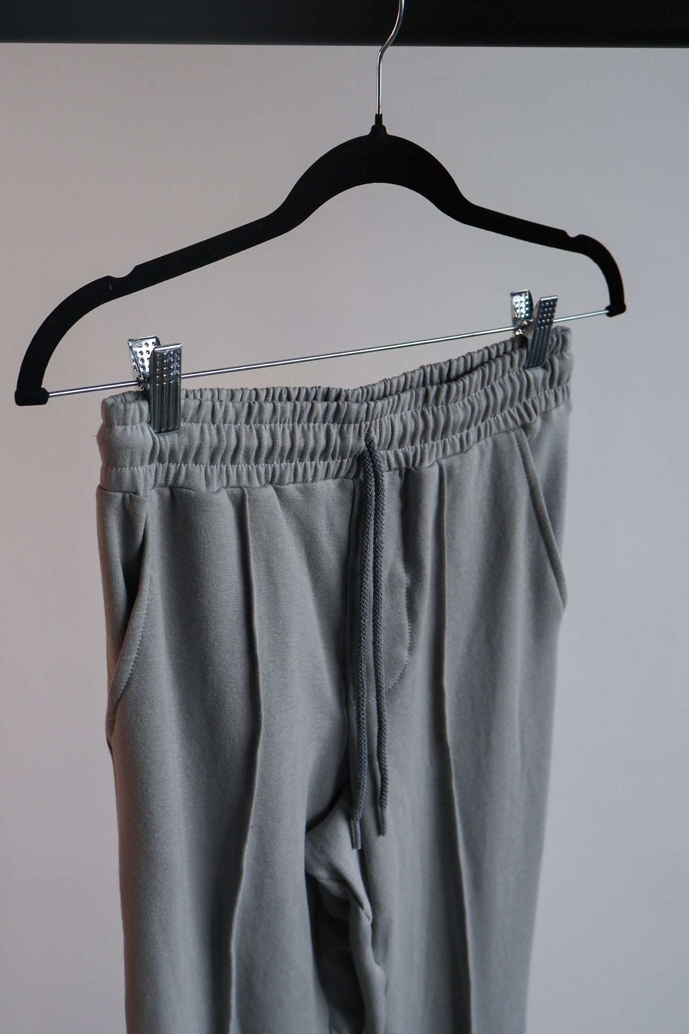 The Tailored Sweatpant in Grey